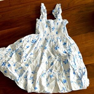 Hill House Tiny Ellie Nap Dress in girls 5/6 Y, blue botanical